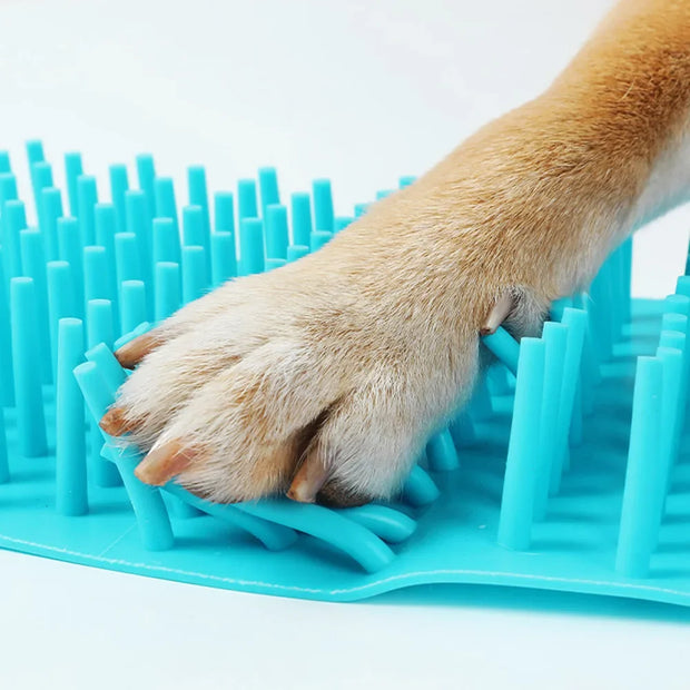 Pet Foot Wash Cup Soft Silicone Comb Cat Paw Cleaning Cup Dog Foot Cleaner Portable Dog Bathing and Cleaning Supplies